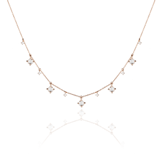 Vorderansicht von ANNA Halskette Leona in 18 KT Rosegold mit 11 weißen Diamanten 