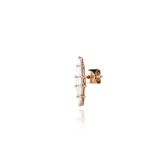 länglicher Ohrstecker SKYE in Roségold mit vier weißen Diamanten Seitenansicht