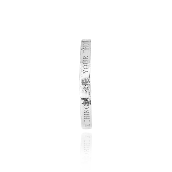 Seitenansicht ANNA Ring THEO in Sterling Silber mit Mantra Gravur