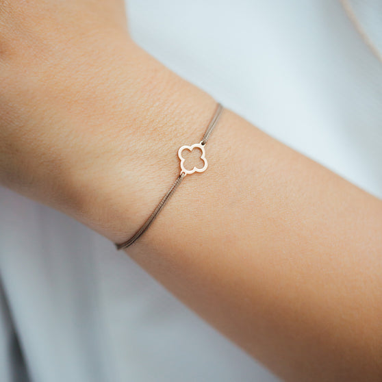 Wristband CLOVER OUTLINE 